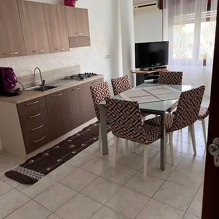 La Casetta In Centro Apartment